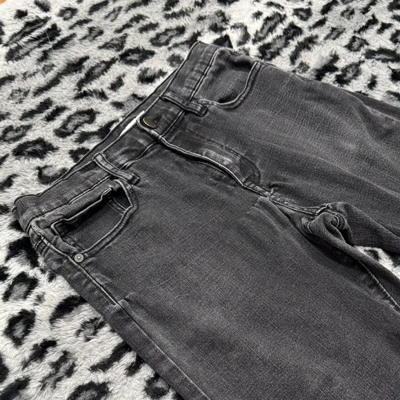 Classic Black Skinny Jeans for Men - Picture 3 of 6